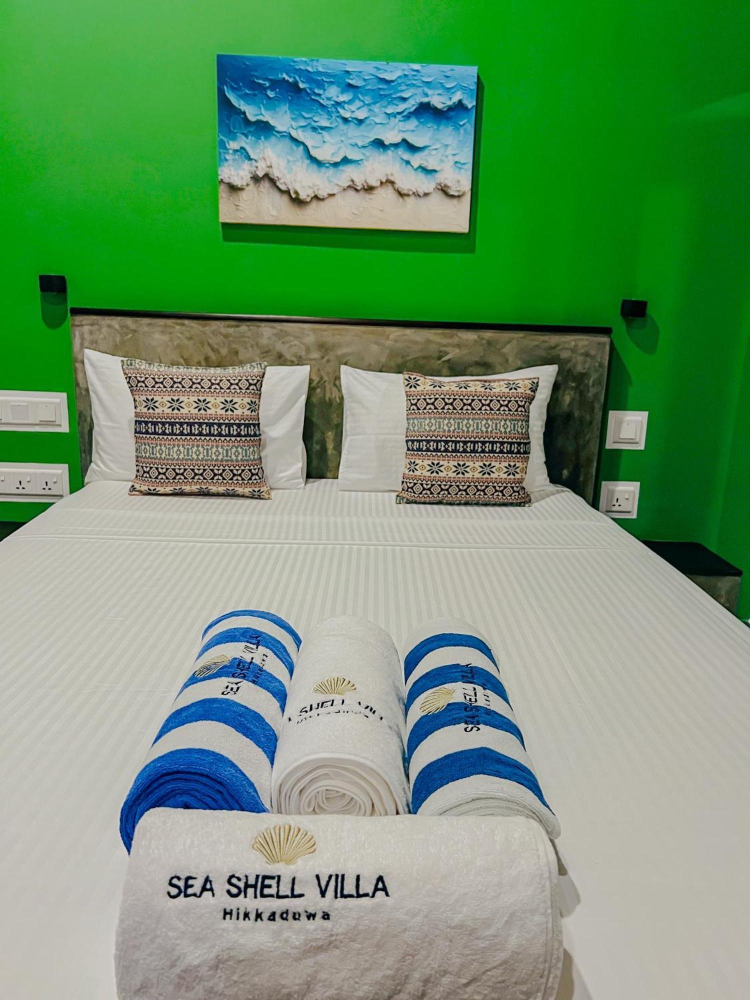 Sea Shell Villa Hikkaduwa 2 Separate Cabanas Ocean Front Villa Dış mekan fotoğraf