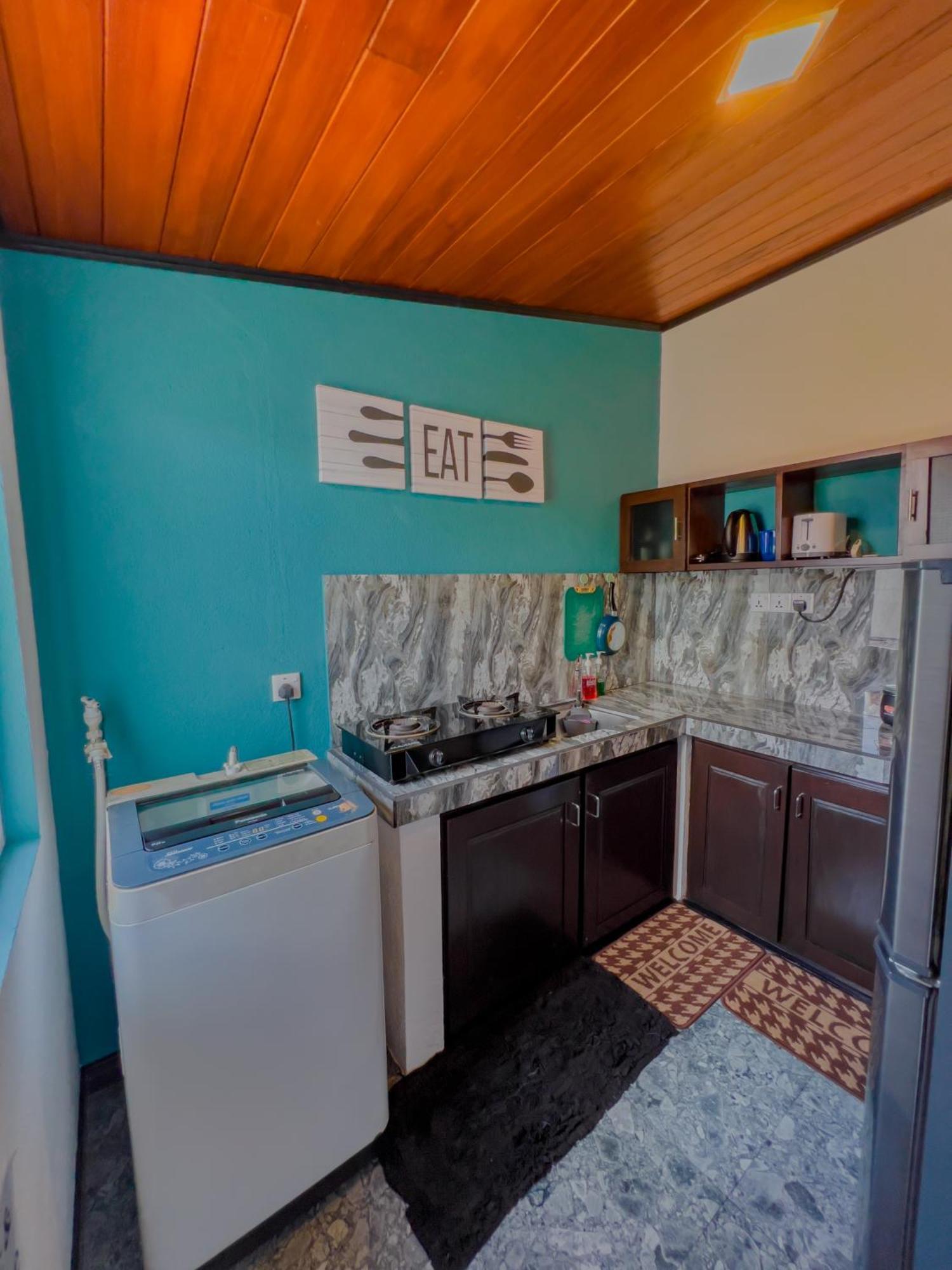 Sea Shell Villa Hikkaduwa 2 Separate Cabanas Ocean Front Villa Dış mekan fotoğraf